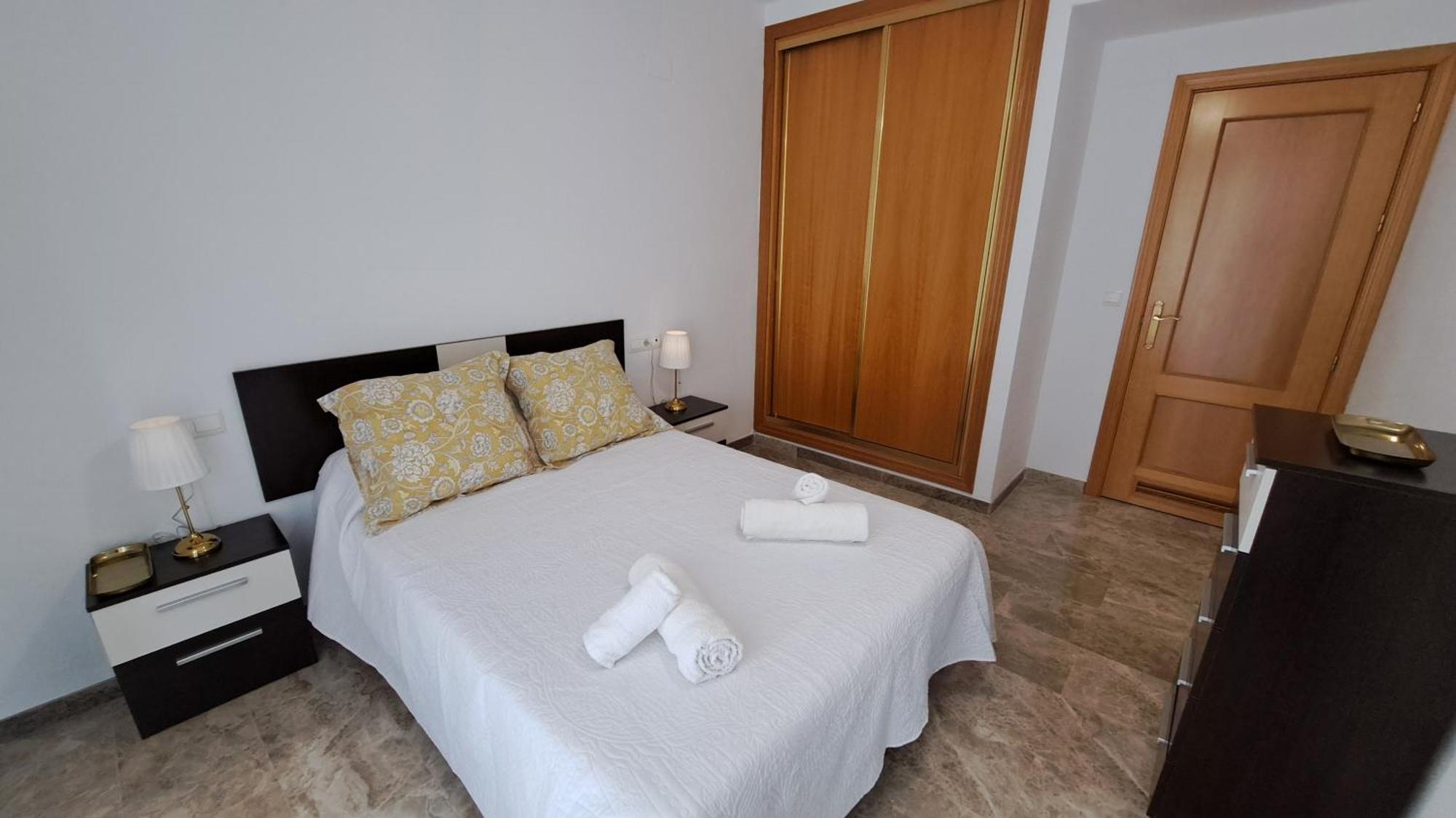 Apartamentos Maria Cristina Con Parking Gratis Кордоба Екстериор снимка