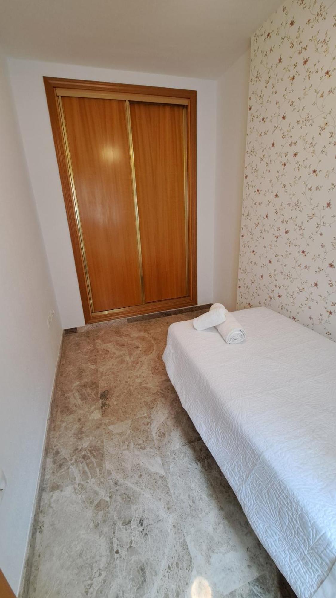 Apartamentos Maria Cristina Con Parking Gratis Кордоба Екстериор снимка
