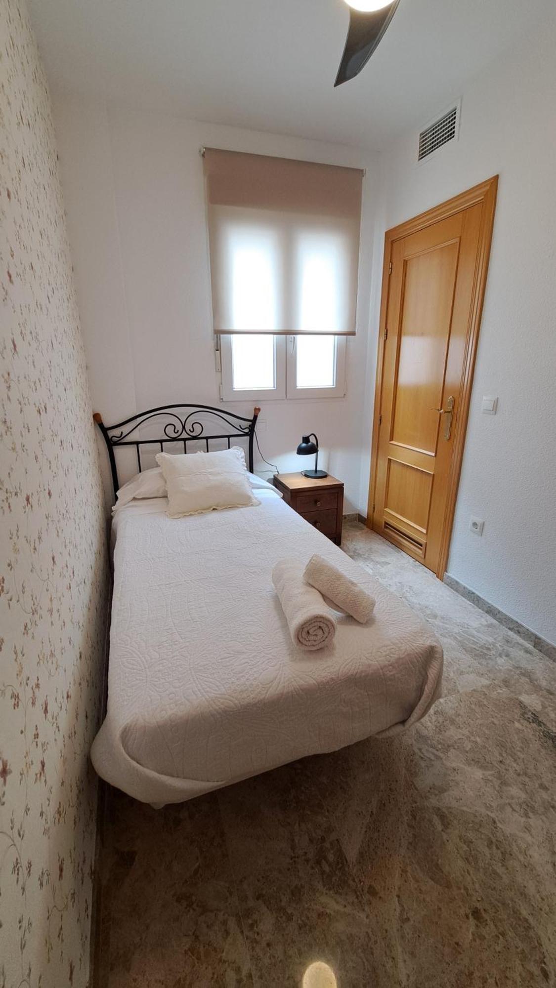 Apartamentos Maria Cristina Con Parking Gratis Кордоба Екстериор снимка