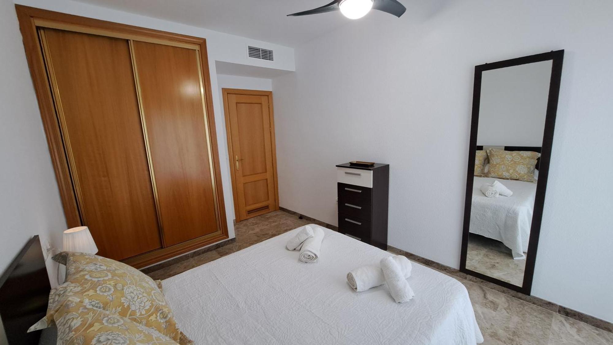 Apartamentos Maria Cristina Con Parking Gratis Кордоба Екстериор снимка
